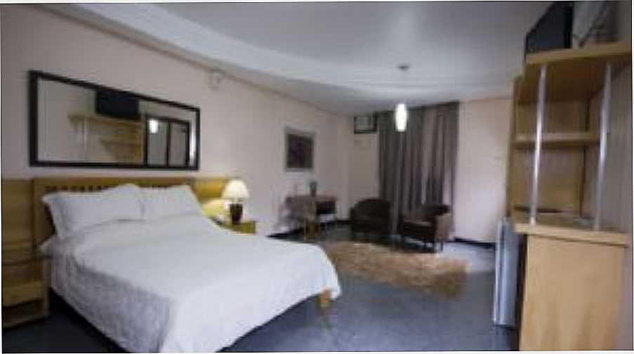 LIND  YA HOTEL Catal  o F  rias