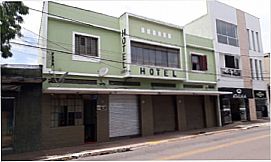 HOTEL SHANGRI-L� em Tr�s Cora��es, MG