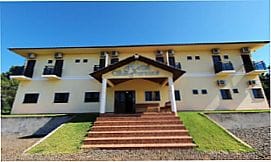 Hotel S�o Francisco em Tr�s Barras do Paran�, PR