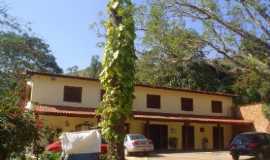 Pousadas em PiracaiaSPPOUSADA CASA AMARELA em Piracaia