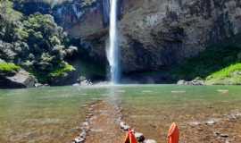 Pousadas em RiozinhoRSCamping Cascata do Chuvisqueiro em Riozinho