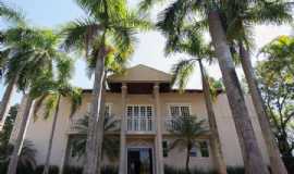 Hotis em NaviraMSNav Park Hotel em Navira