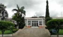 Imobilirias, Restaurantes e outros servios em Esprito Santo do PinhalSPPREF.MUNIC.ESPRITO SANTO DO PINHAL em Esprito Santo do Pinhal