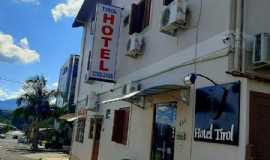 Hotis em TeutniaRSHotel Tirol em Teutnia