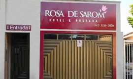 Pousadas em TrindadeGORosa de Sarom Hotel e Pousada em Trindade