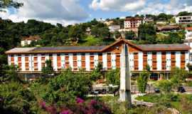 Hotis em guas de LindiaSPHOTEL MAJESTIC em guas de Lindia