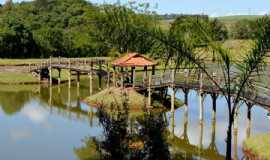 Pousadas em RoncadorPRPousada Parque das Gabirobas em Roncador